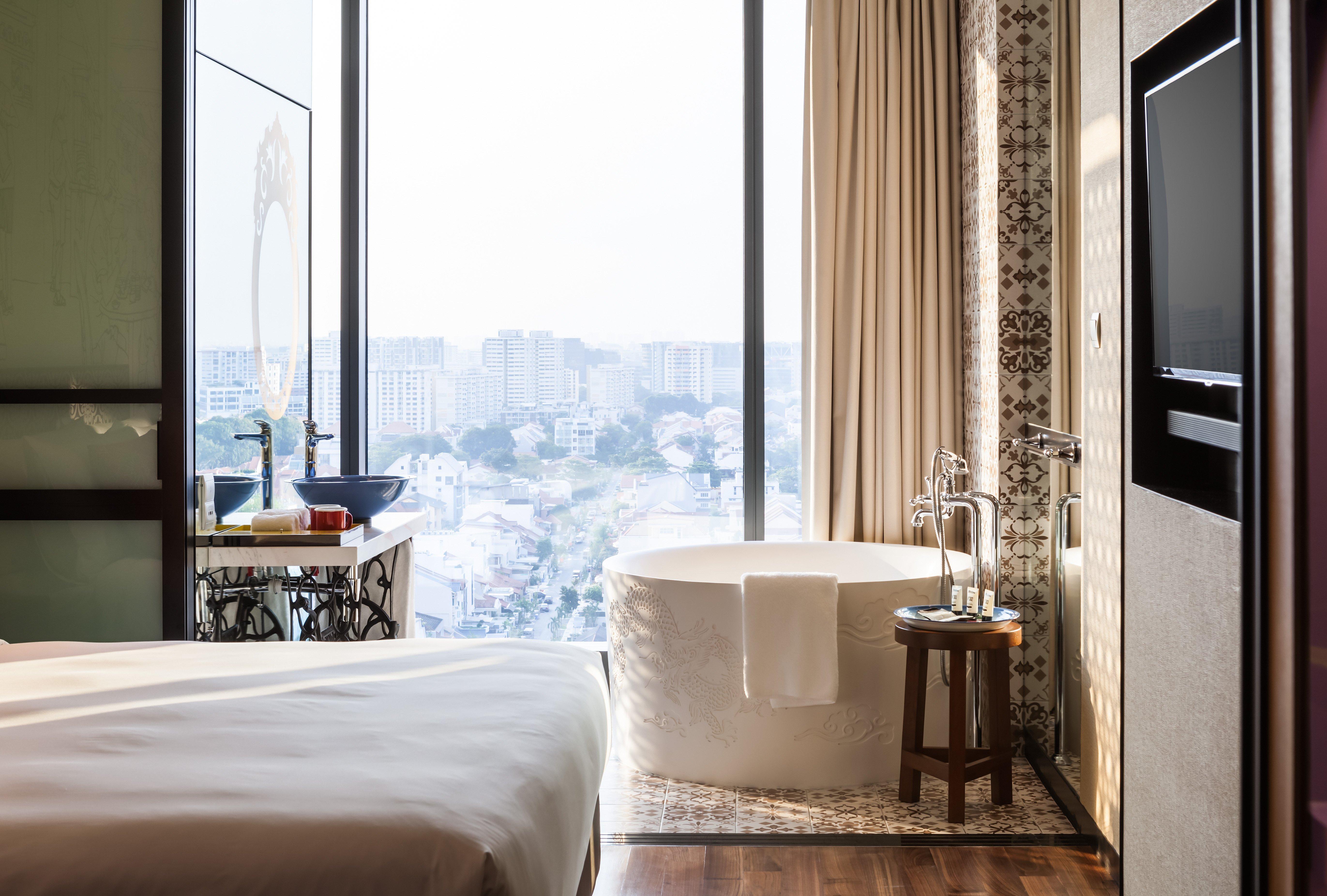 Hotel Indigo Singapore Katong By Ihg Buitenkant foto A guest room at the hotel