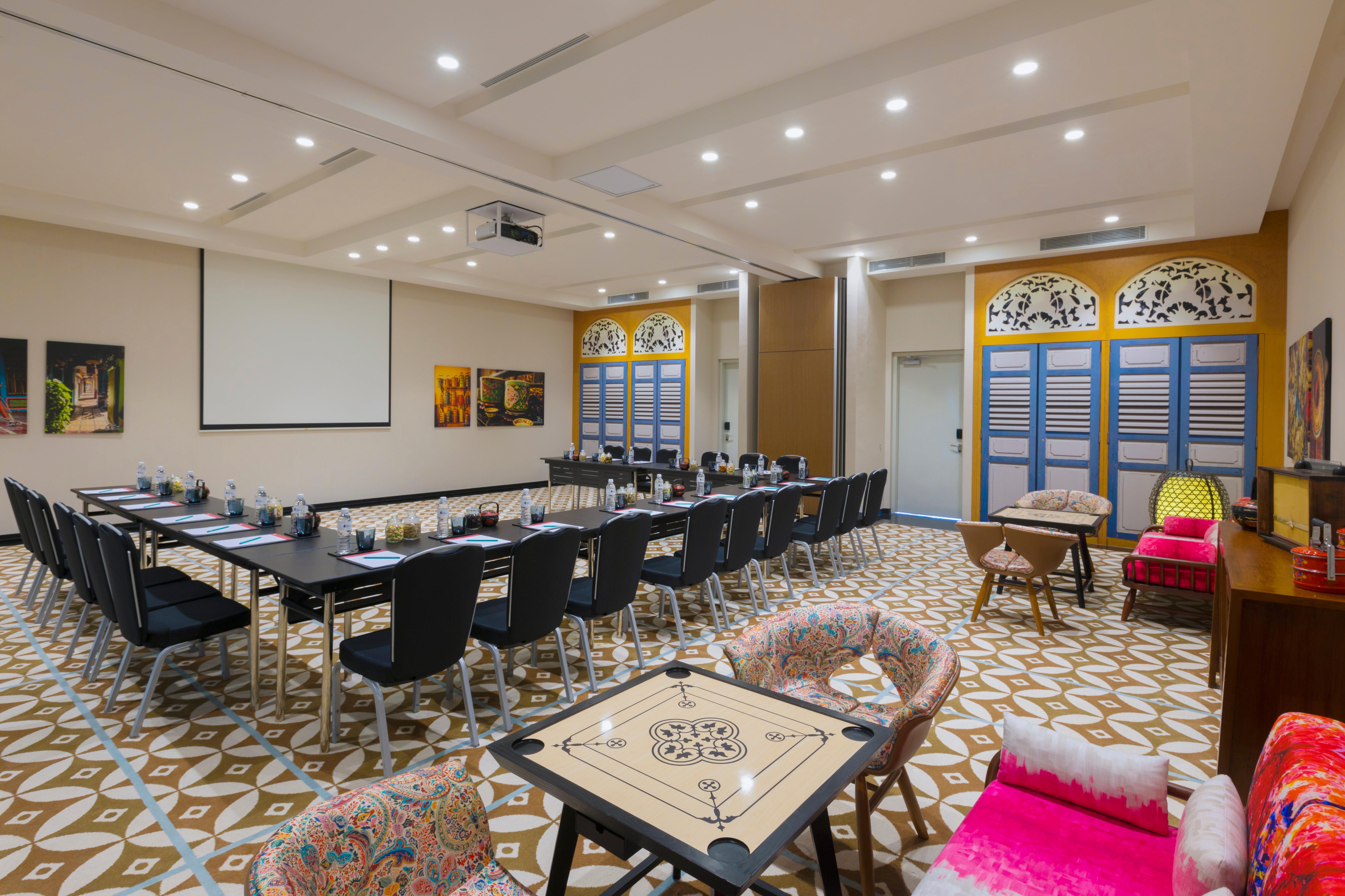 Hotel Indigo Singapore Katong By Ihg Buitenkant foto Meeting room at the hotel