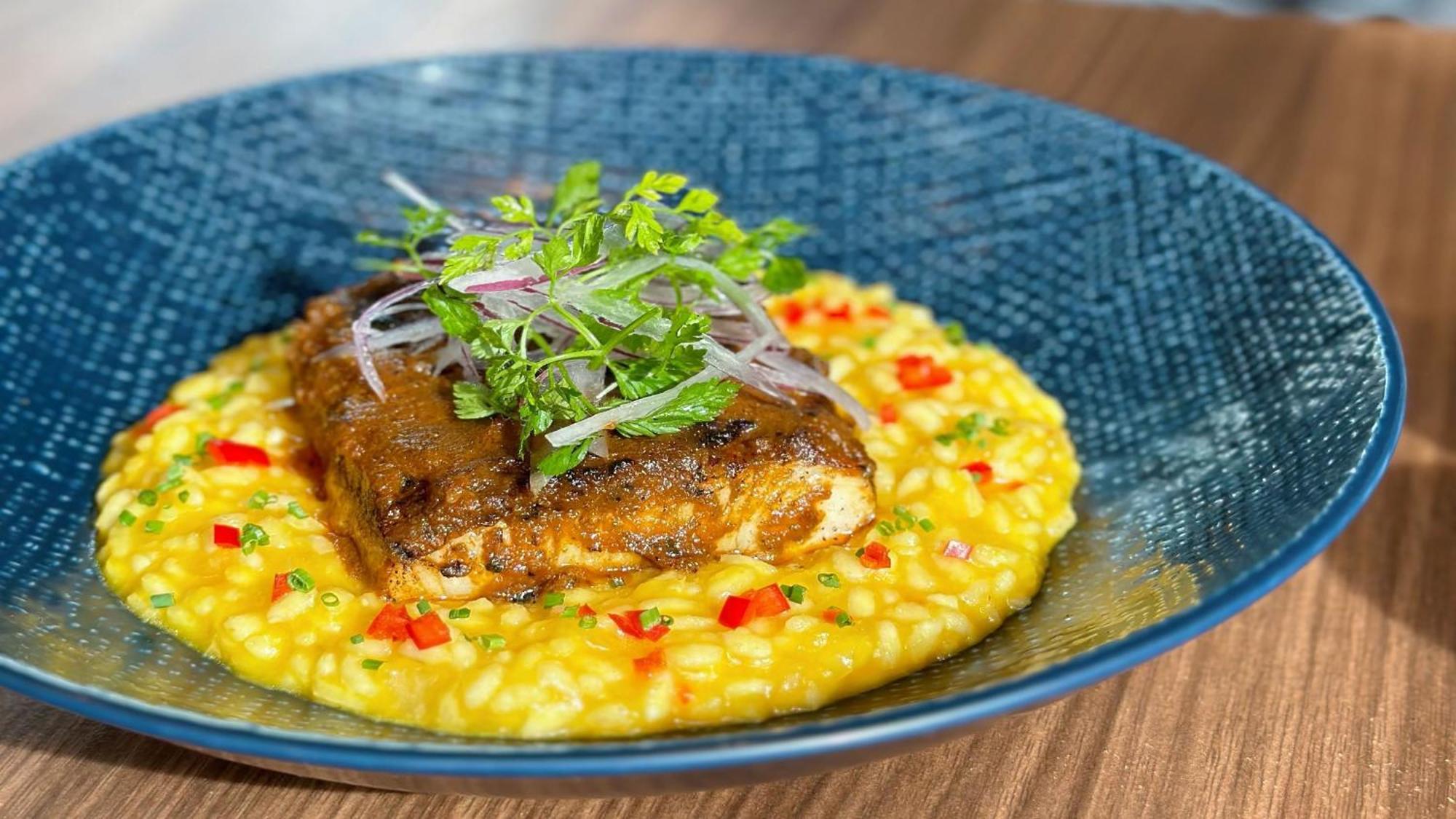 Hotel Indigo Singapore Katong By Ihg Buitenkant foto A risotto prepared with saffron